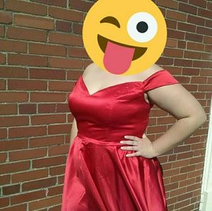 Red formal dress size XL